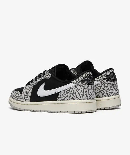 Jordan 1 Retro Low OG 'Black Cement' - Funky Insole