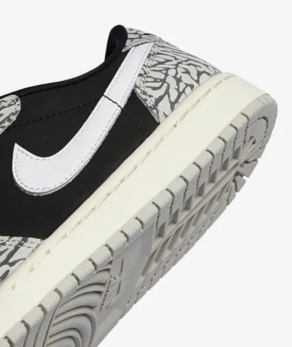 Jordan 1 Retro Low OG 'Black Cement' - Funky Insole