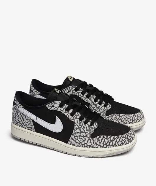 Jordan 1 Retro Low OG 'Black Cement' - Funky Insole