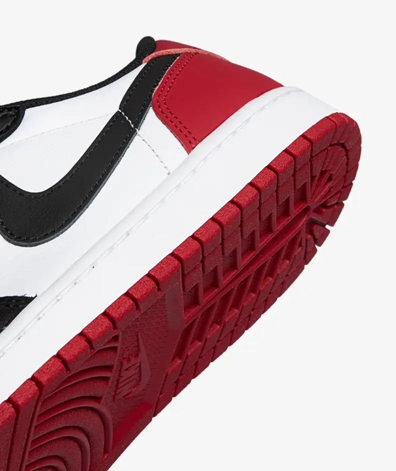 Jordan 1 Retro Low OG 'Black Toe' - Funky Insole