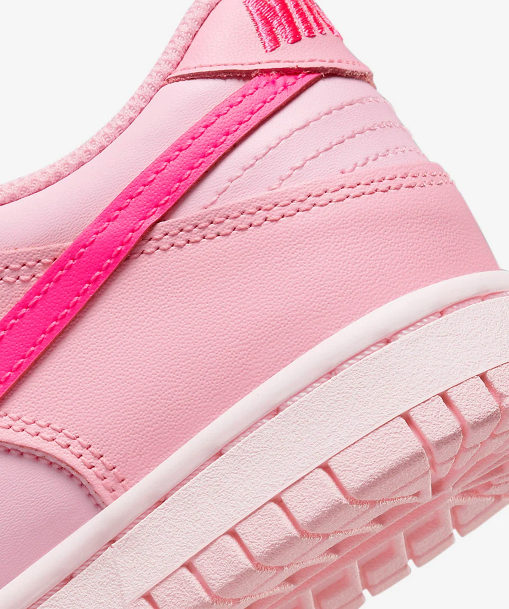 Nike Dunk Low 'Triple Pink' (GS) - Funky Insole