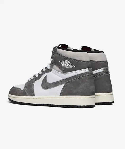 Jordan 1 Retro High OG 'Washed Black' - Funky Insole