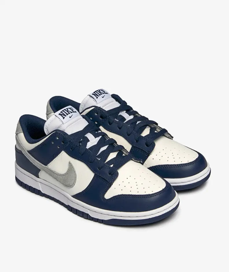 Nike Dunk Low 'Midnight Navy' - Funky Insole