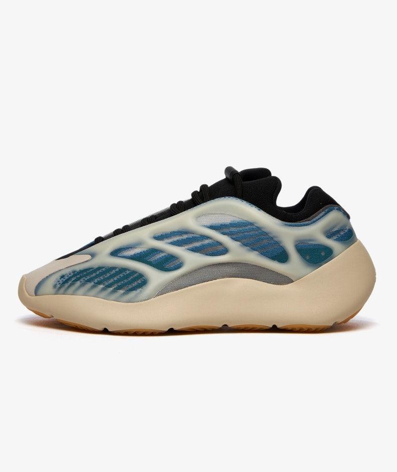 adidas YEEZY 700 'Kyanite' - Funky Insole