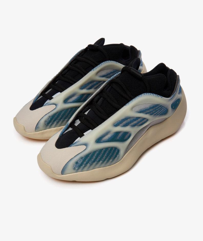 adidas YEEZY 700 'Kyanite' - Funky Insole