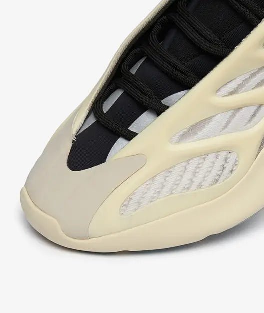 adidas YEEZY 700 V3 'Azael' - Funky Insole