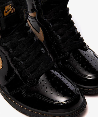 Jordan 1 Retro High 'Black Metallic Gold' (2020) - Funky Insole