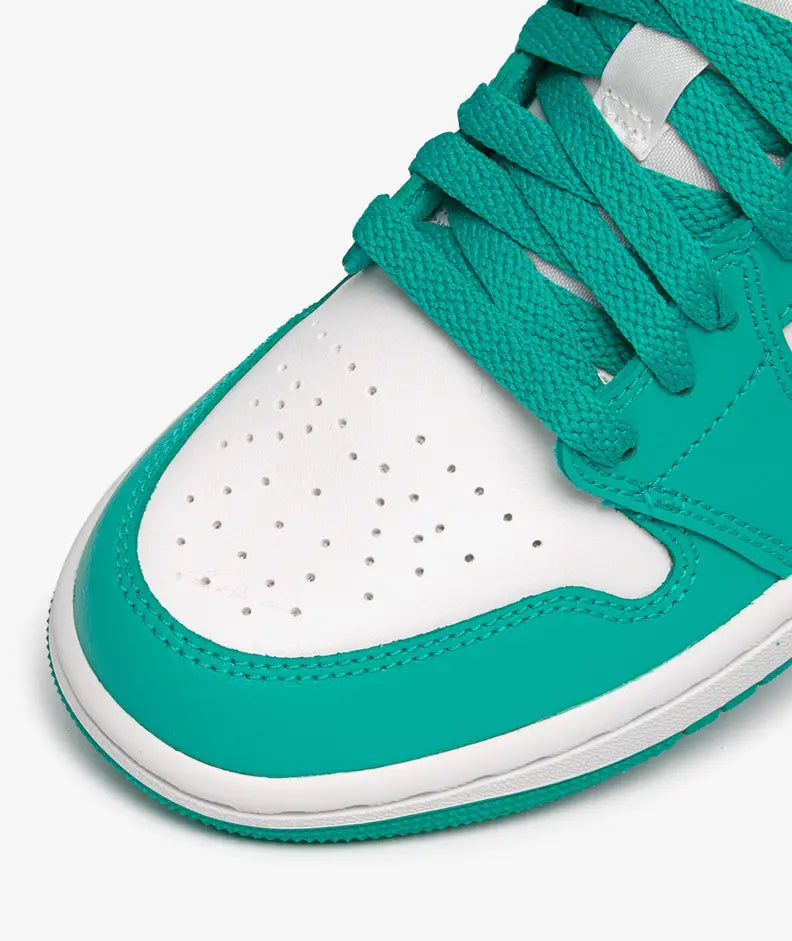 Jordan 1 Low 'New Emerald' (Women's) - Funky Insole