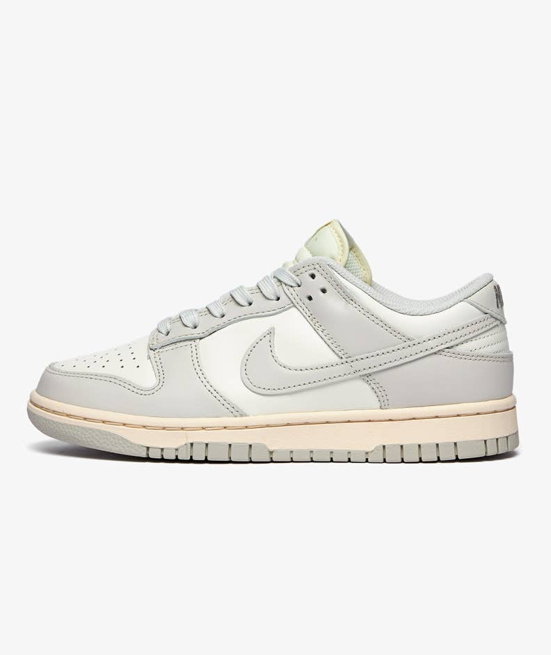 Nike Dunk Low 'Sail/ Light Bone (Women's) - Funky Insole