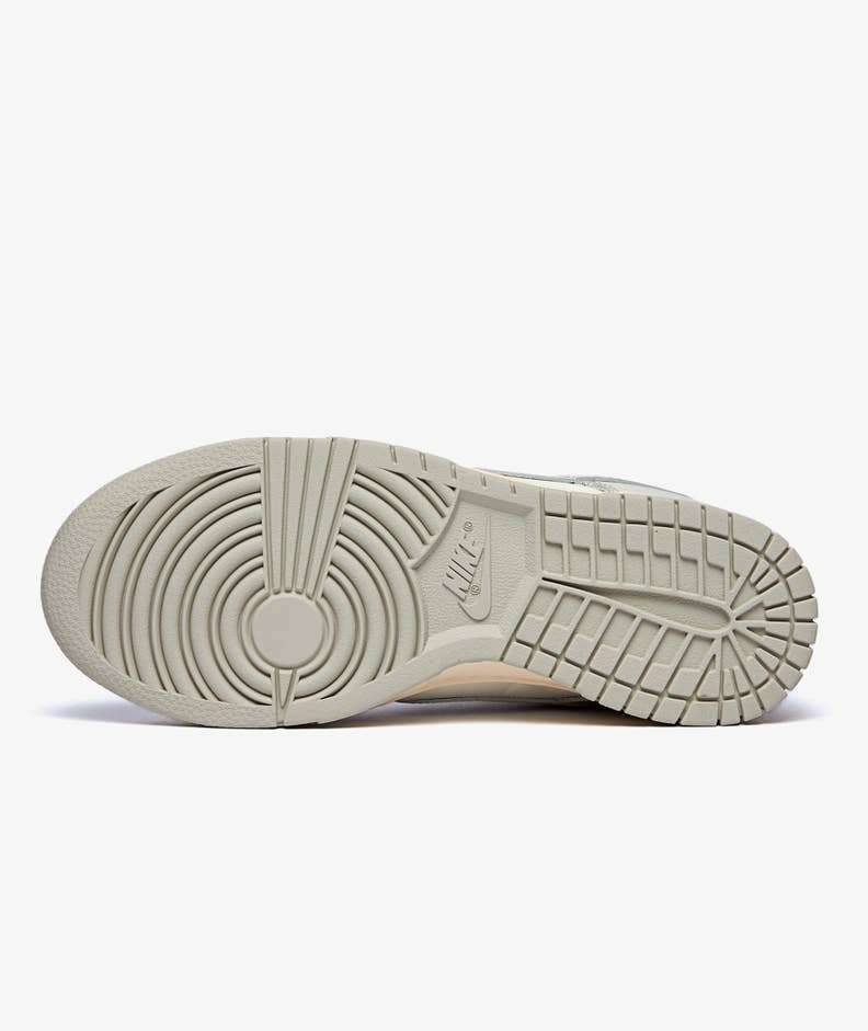 Nike Dunk Low 'Sail/ Light Bone (Women's) - Funky Insole