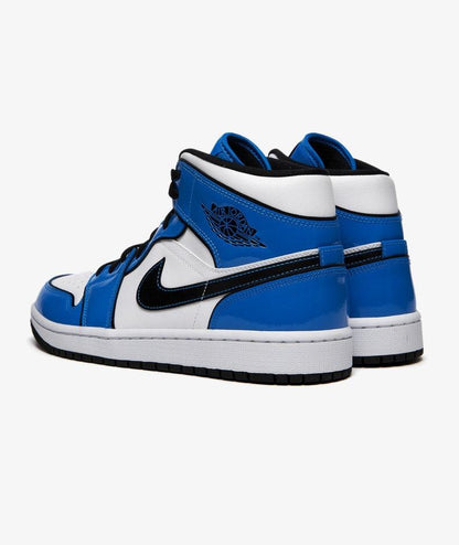 Jordan 1 Mid SE 'Signal Blue' - Funky Insole