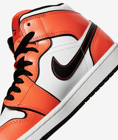 Jordan 1 Mid 'Turf Orange' - Funky Insole