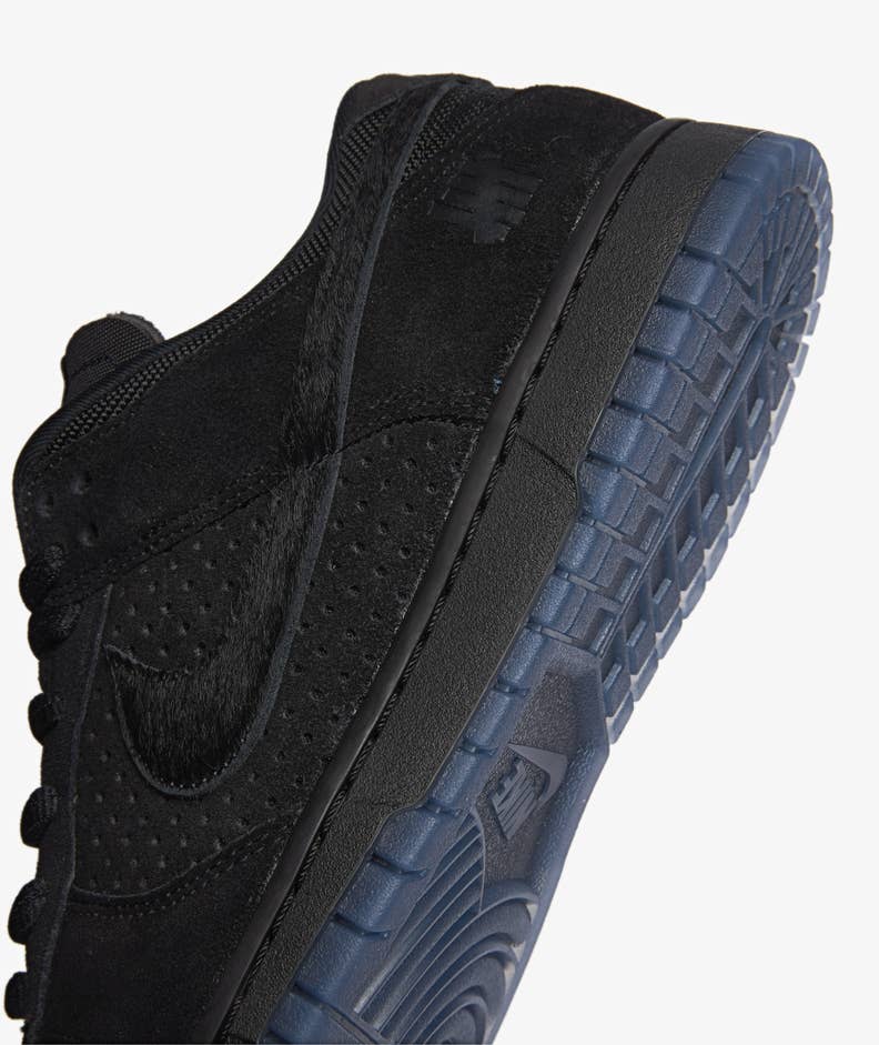 Nike Dunk Low SP x Undefeated - Funky Insole