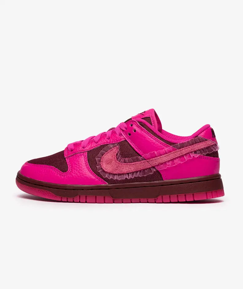 Nike Dunk Low 'Valentine's Day' (2022) (Women's) - Funky Insole