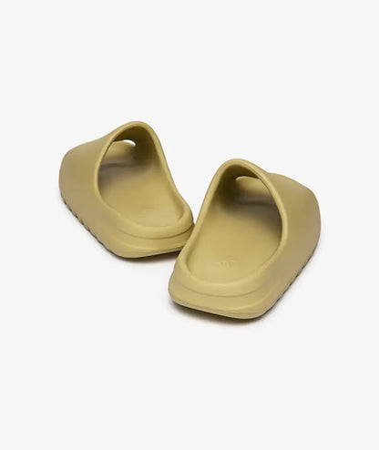 adidas YEEZY Slide 'Resin' (2022) - Funky Insole