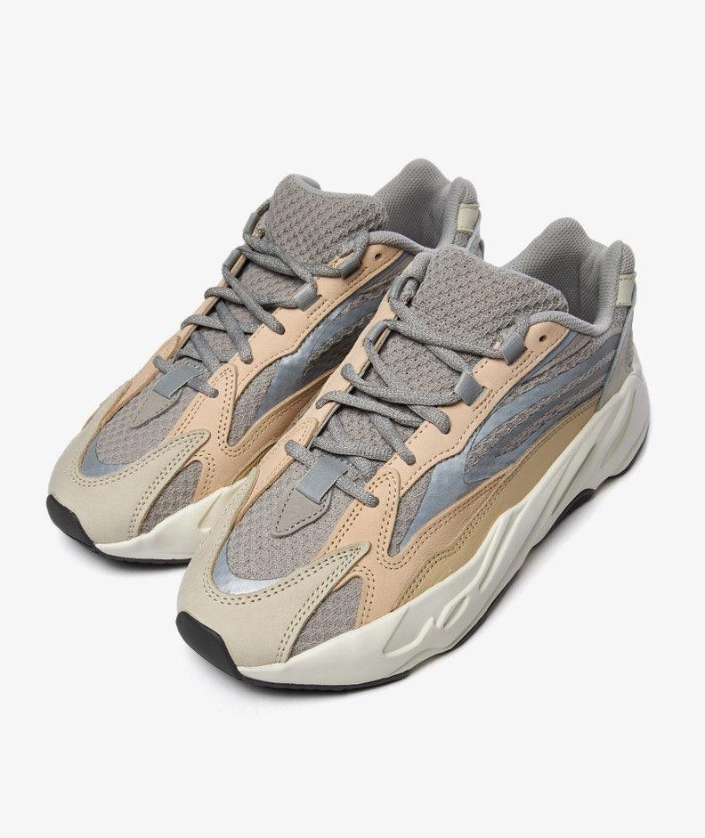 adidas YEEZY Boost 700 V2 'Cream' - Funky Insole