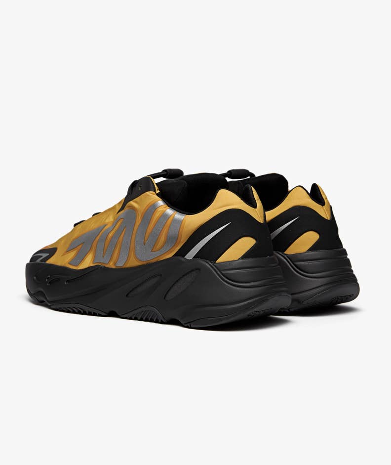 Adidas yeezy boost outlet 700 mn