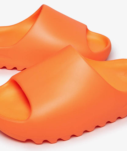 adidas YEEZY Slide 'Enflame Orange' - Funky Insole