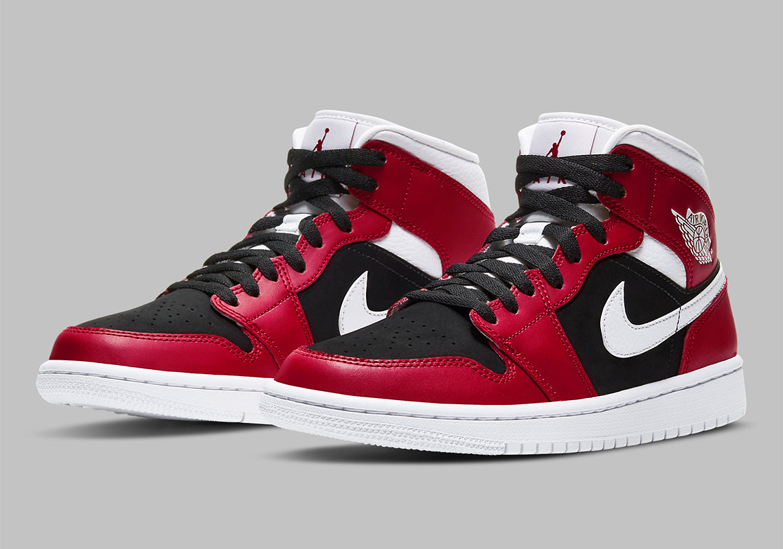 Jordan 1 Mid 'Gym Red Black' (Women's) - Funky Insole