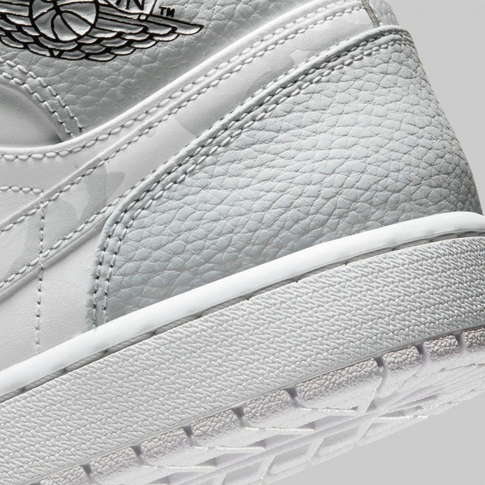 Jordan 1 Mid 'Grey Camo' - Funky Insole