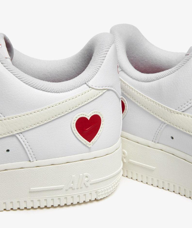 Nike Air Force 1 Low 'Valentines Day' (2021) - Funky Insole