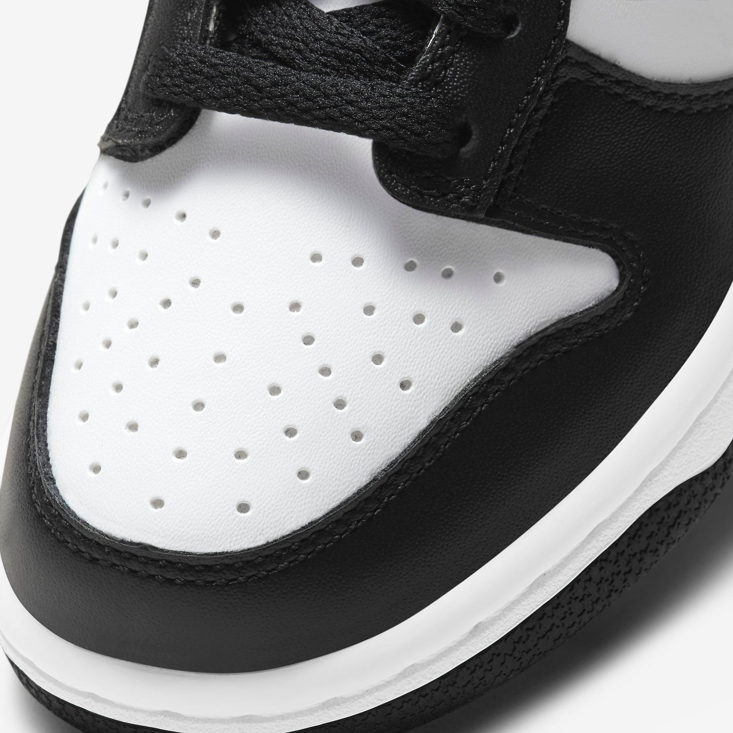 Nike Dunk Low 'White Black' (GS) - Funky Insole