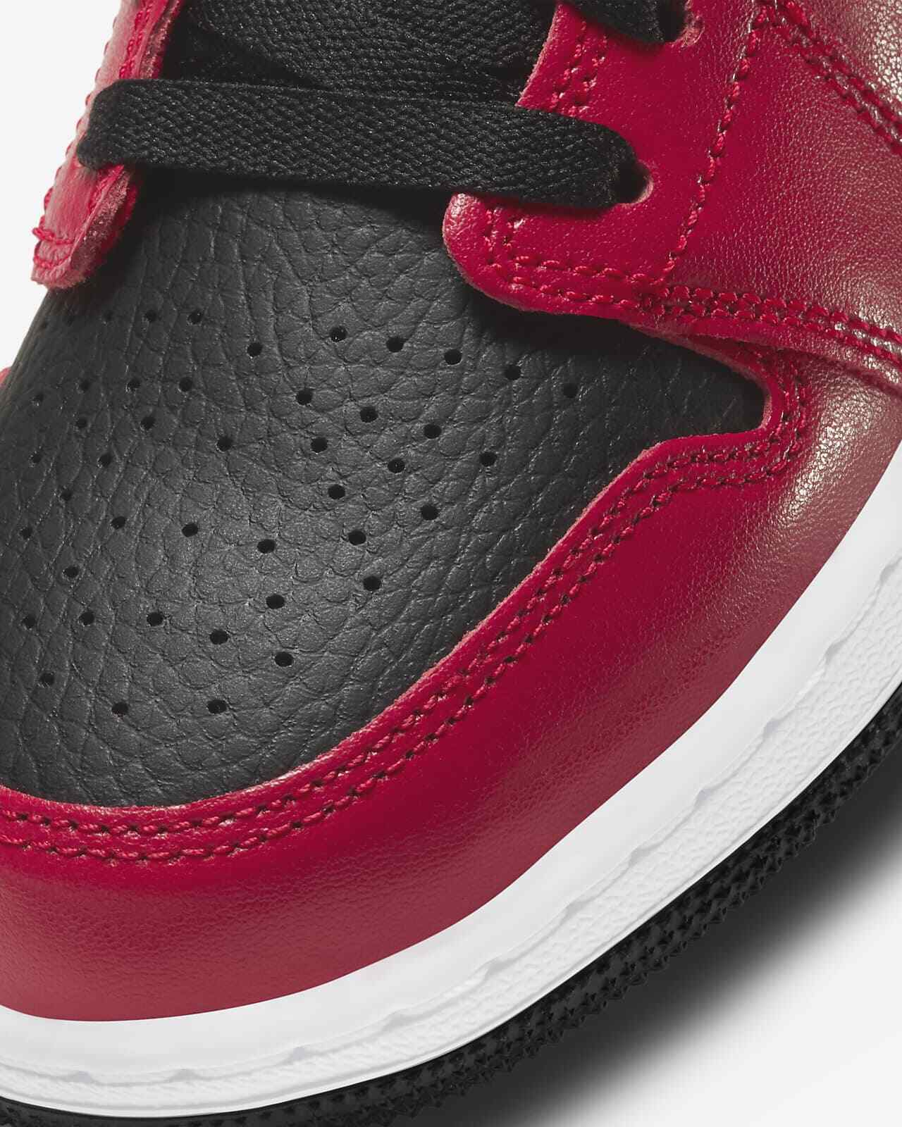 Jordan 1 Low 'Gym Red Black Pebbled' (GS) - Funky Insole