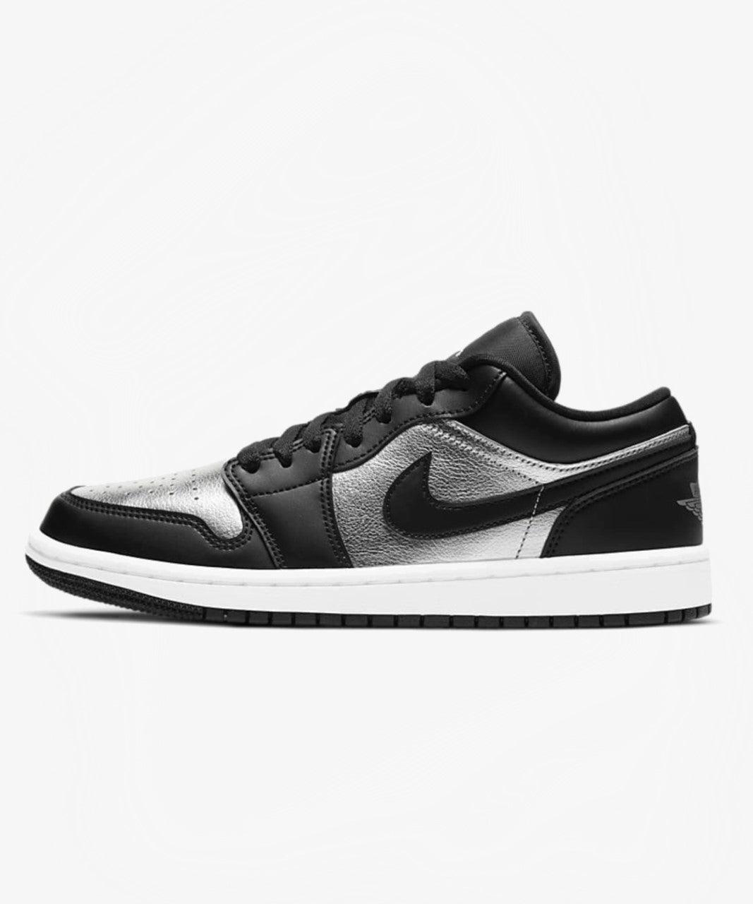 Jordan 1 Low SE 'Black Metallic Silver' (Women's) - Funky Insole