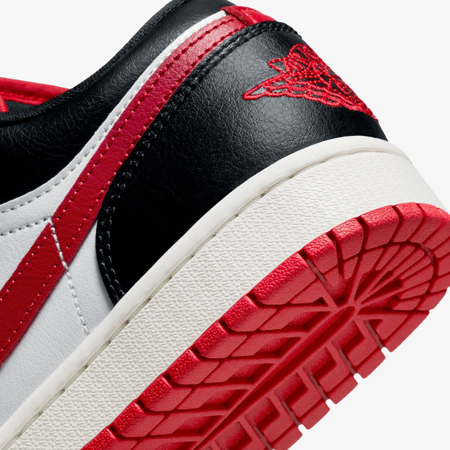 Jordan 1 Low 'Reverse Black Toe' (Women's) - Funky Insole